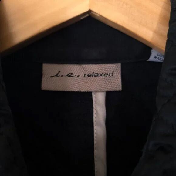 I.E. Relaxed Women’s Coat Military Utility Quilted Black Minimalist Size Med - Picture 12 of 12